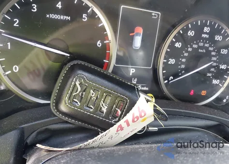 2019 Lexus Nx 300 z USA, uszkodzony, nr VIN JTJBARBZ3K2189608